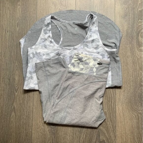 Tuff Athletics Women's Set of 2 Bundle Top & Capri Crop Leggings Grey Small - Picture 2 of 11